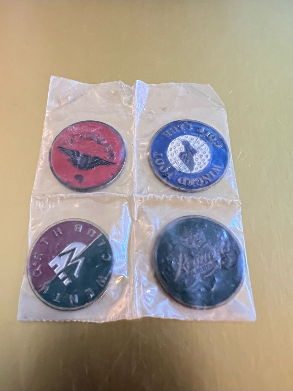 Vintage Sealed 4-Pocket Sheet Premium Country Club Golf Ball Markers**